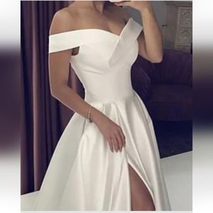 Satin A-line  White Wedding Dresses Size 16 Corset Zipper And Drawstring Closure